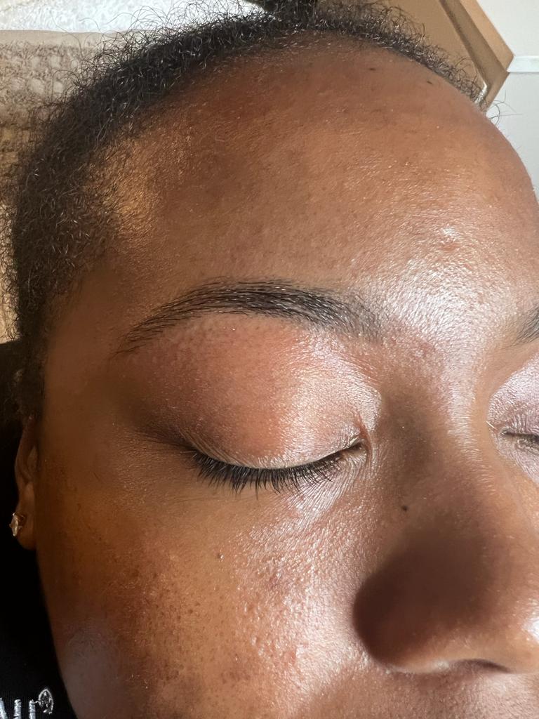Nikee's Beauty Bar Brow Treatment 1